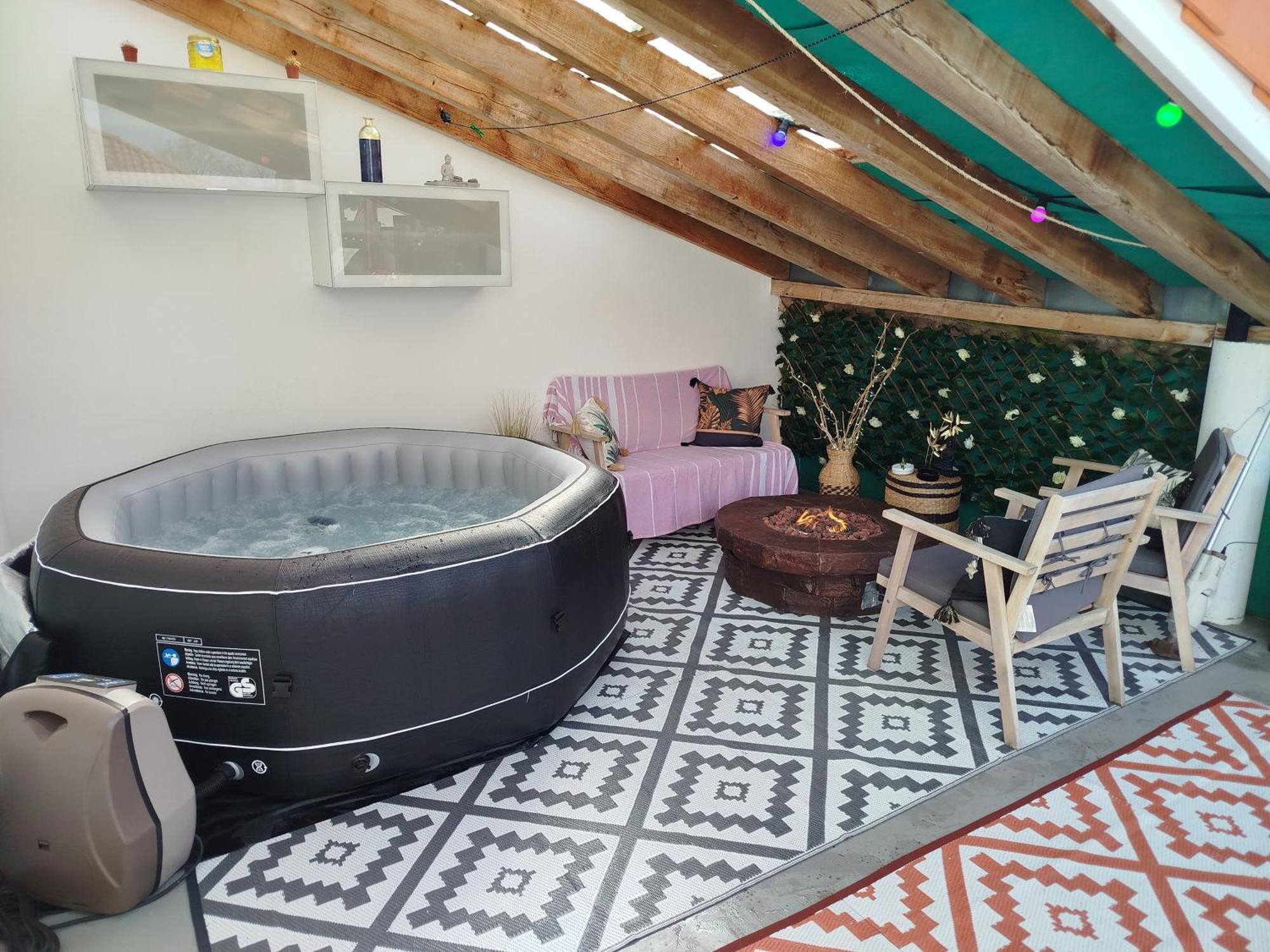 Escapade Du Roi Henri Iv A Entierement Privee 6 Personnes & Bebe Avec Spa, Brasero & Piscine Ideale Vacances, Week-end, Repos Ou Teletravail Pau