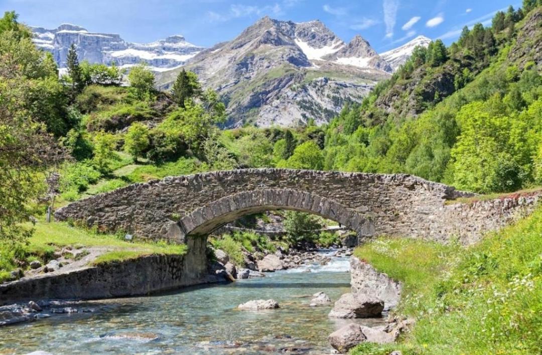Escapade Du Roi Henri Iv A Entierement Privee 6 Personnes & Bebe Avec Spa, Brasero & Piscine Ideale Vacances, Week-end, Repos Ou Teletravail Сasa de vacaciones