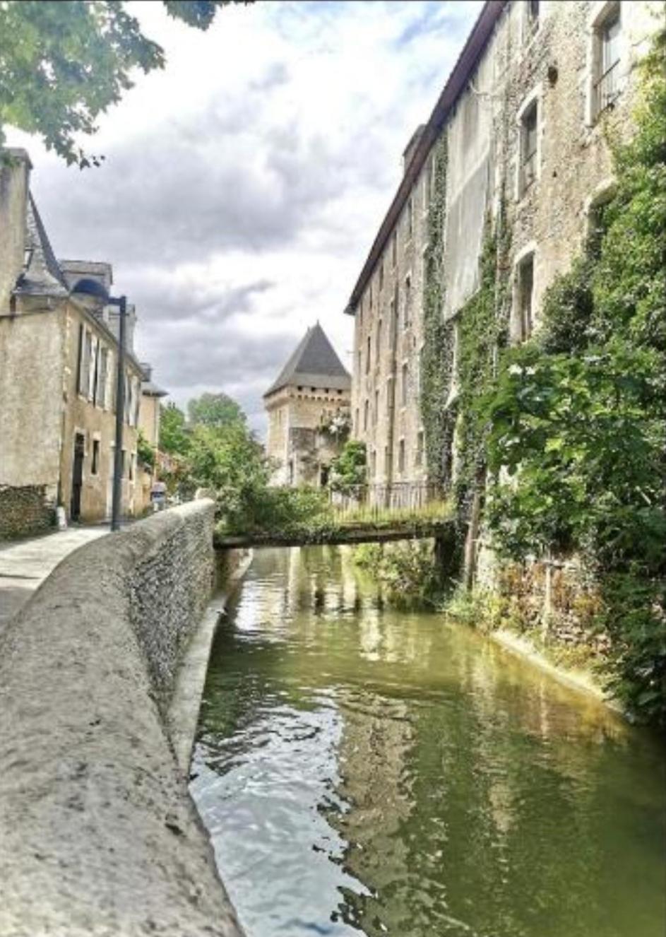 Escapade Du Roi Henri Iv A Entierement Privee 6 Personnes & Bebe Avec Spa, Brasero & Piscine Ideale Vacances, Week-end, Repos Ou Teletravail * Pau