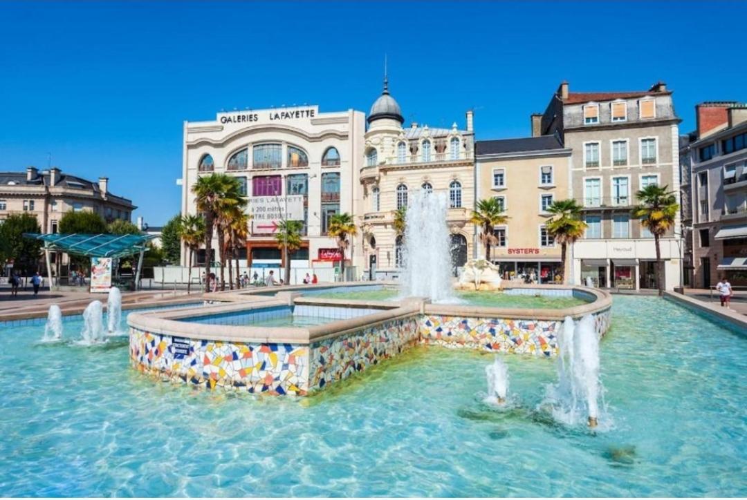 Сasa de vacaciones Escapade Du Roi Henri Iv A Entierement Privee 6 Personnes & Bebe Avec Spa, Brasero & Piscine Ideale Vacances, Week-end, Repos Ou Teletravail Pau