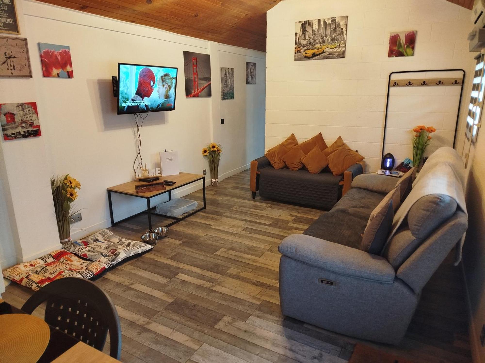 Escapade Du Roi Henri Iv A Maison Entierement Privee 6 Personnes & Bebe Avec Spa, Brasero & Plancha Ideal Vacances, Week-end, Repos Ou Teletravail Pau